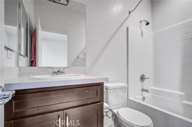 Detail Gallery Image 26 of 33 For 3540 W Savanna St, Anaheim,  CA 92804 - 2 Beds | 2/1 Baths
