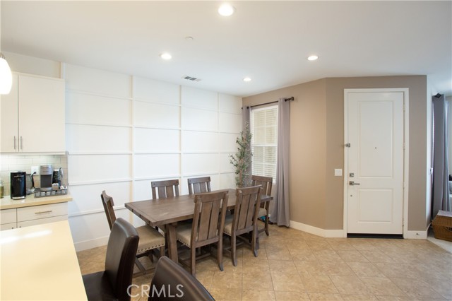 Detail Gallery Image 8 of 28 For 16 Fenix St, Rancho Mission Viejo,  CA 92694 - 3 Beds | 2/1 Baths