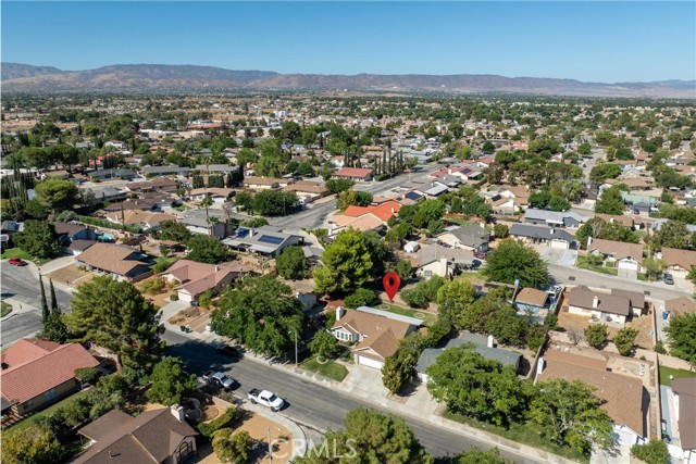 Detail Gallery Image 19 of 26 For 43019 Cromley Ct, Lancaster,  CA 93534 - 3 Beds | 2 Baths