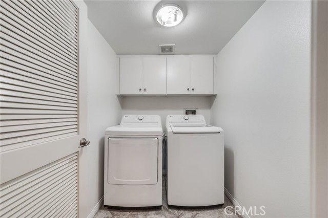 Detail Gallery Image 6 of 32 For 814 Silk Tree, Irvine,  CA 92606 - 3 Beds | 3/1 Baths