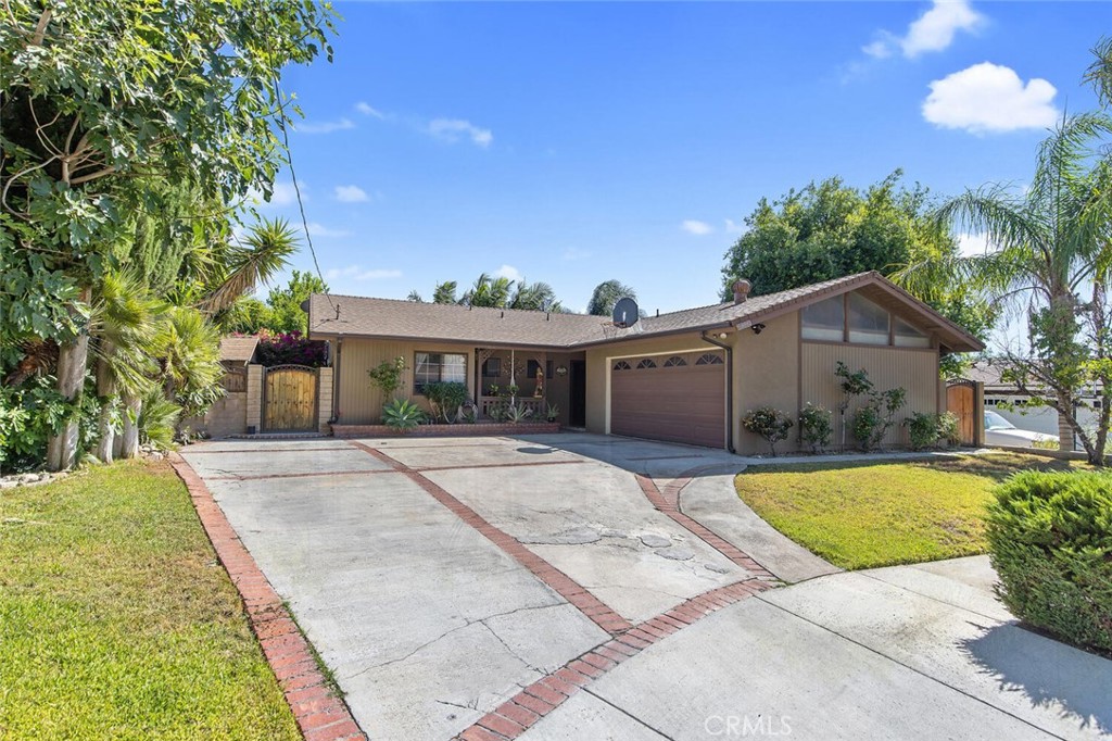 28284 Enderly Street, Canyon Country, CA 91351