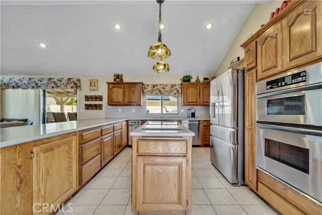 Detail Gallery Image 14 of 46 For 39692 Makin Ave, Palmdale,  CA 93551 - 3 Beds | 2 Baths