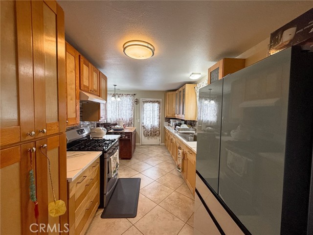 Detail Gallery Image 14 of 55 For 14972 Giordano St, La Puente,  CA 91744 - 5 Beds | 3 Baths