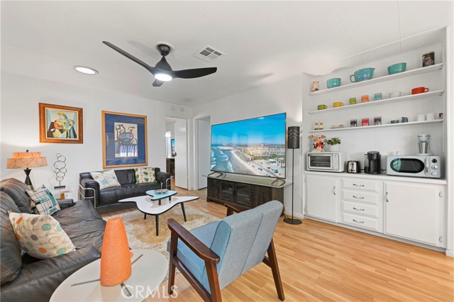Detail Gallery Image 18 of 43 For 1117 San Marcos Dr, Hemet,  CA 92543 - 2 Beds | 2 Baths