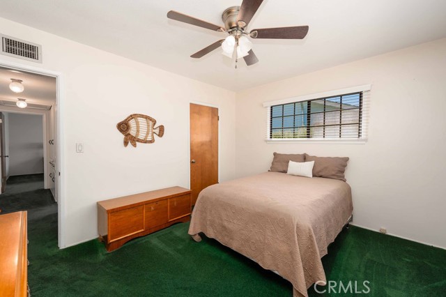 750 E Mountain View Avenue, Glendora CA: https://media.crmls.org/medias/ba86157c-4821-47b6-848d-e8696bc2f3fe.jpg