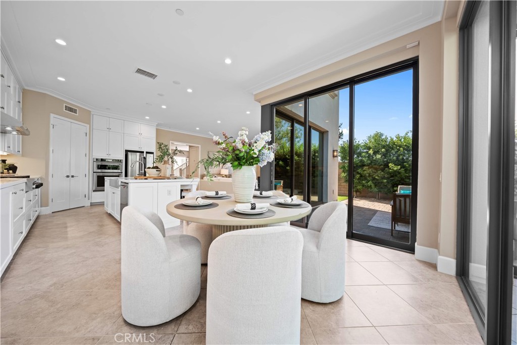 MLS #OC25185662 img 16