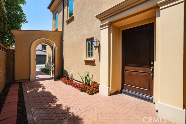 54 Painted Sky, Irvine CA: https://media.crmls.org/medias/ba877e87-7911-4ae7-9a9c-a0cc277095d2.jpg