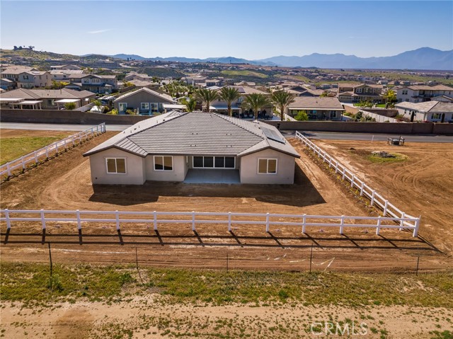 Detail Gallery Image 4 of 40 For 13744 Seven Hills Dr, Riverside,  CA 92503 - 4 Beds | 3 Baths