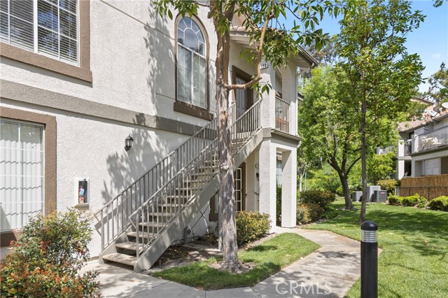 Detail Gallery Image 2 of 45 For 123 Chaumont Circle, Lake Forest,  CA 92610 - 2 Beds | 2 Baths