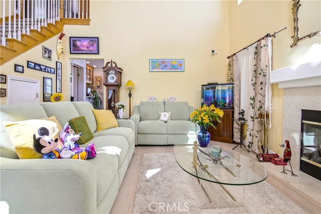 Detail Gallery Image 3 of 29 For 2313 Nelson a,  Redondo Beach,  CA 90278 - 4 Beds | 3/1 Baths