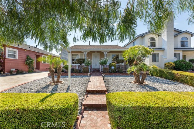 3139 Chestnut Avenue, Long Beach CA: https://media.crmls.org/medias/ba88d6f6-d6a4-44be-8071-30b38928e564.jpg