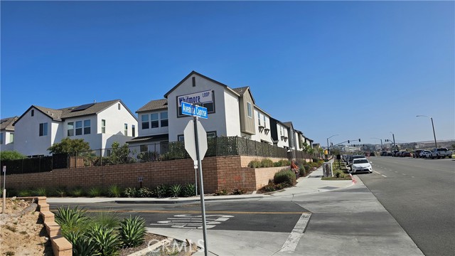 1612 Whitmore Loop, Chula Vista CA: https://media.crmls.org/medias/ba88d9f9-e01b-4032-879a-6a4b6891adb1.jpg