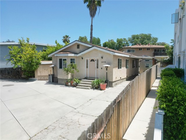 3428 Fletcher Drive, Los Angeles CA: https://media.crmls.org/medias/ba89836f-112c-41f8-8070-1a3d0145d825.jpg