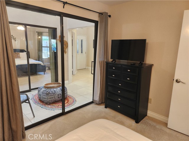 Image 17 of 43 For 41786 Woodhaven Drive