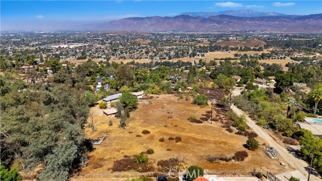 Detail Gallery Image 12 of 69 For 28311 Vista Del Valle, Hemet,  CA 92544 - – Beds | – Baths