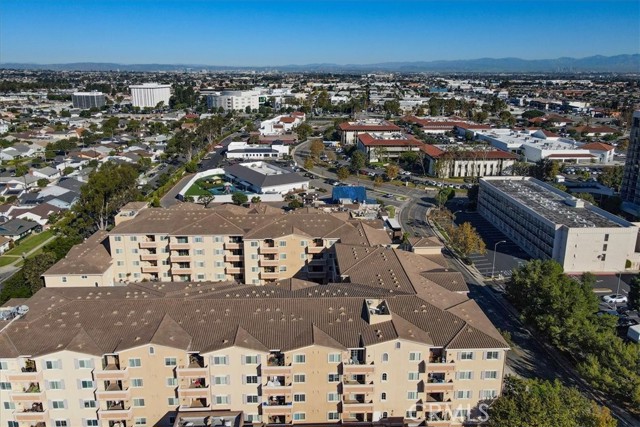 Detail Gallery Image 38 of 41 For 21345 Hawthorne #217,  Torrance,  CA 90503 - 1 Beds | 1 Baths