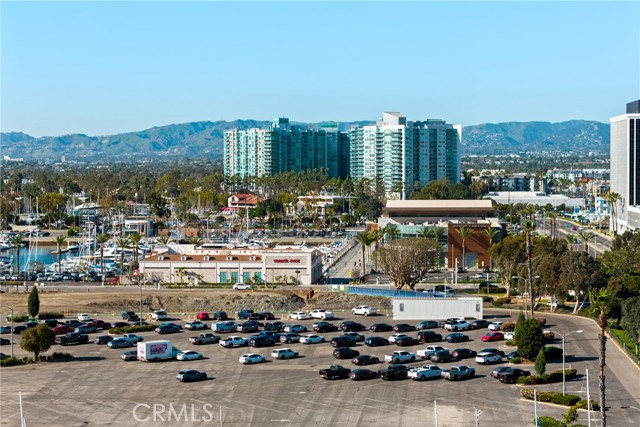 Detail Gallery Image 39 of 40 For 13231 Fiji Way #H,  Marina Del Rey,  CA 90292 - 3 Beds | 2/1 Baths