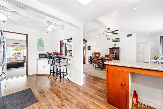 6051 Camphor Avenue, Westminster CA: https://media.crmls.org/medias/ba8c7470-5dd9-4d44-8071-74ec355b798a.jpg