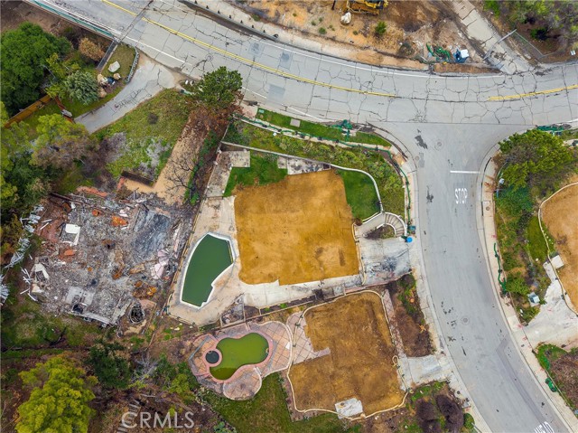 3304 Rubio Crest Drive, Altadena CA: https://media.crmls.org/medias/ba8d42dc-4f20-4984-88e9-3e0c9ba8d627.jpg