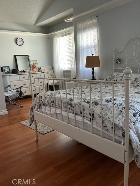 Detail Gallery Image 28 of 50 For 19849 Collins, Canyon Country,  CA 91351 - 3 Beds | 2 Baths