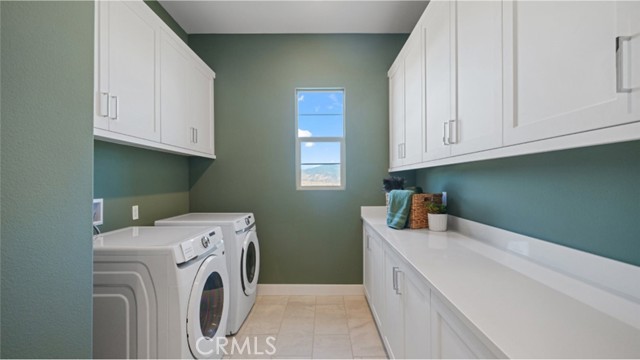 Detail Gallery Image 28 of 35 For 24228 Calle Oruga, Valencia,  CA 91354 - 4 Beds | 3/1 Baths