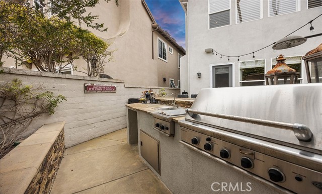 6615 Feather Drive, Huntington Beach CA: https://media.crmls.org/medias/ba8f12d5-05f2-4f4e-a6a0-05e7084c0f7e.jpg