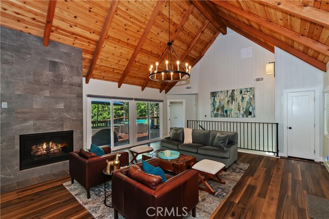 Detail Gallery Image 3 of 51 For 853 Golf Course, Lake Arrowhead,  CA 92352 - 3 Beds | 2/1 Baths