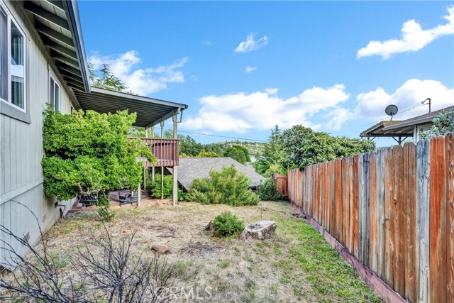 Detail Gallery Image 43 of 52 For 18528 North Shore Dr, Hidden Valley Lake,  CA 95467 - 3 Beds | 3 Baths