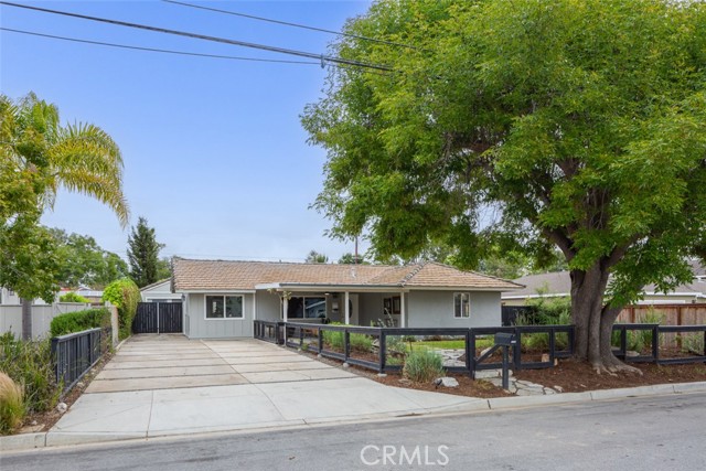 Image 2 for 2054 Monrovia Ave, Costa Mesa, CA 92627