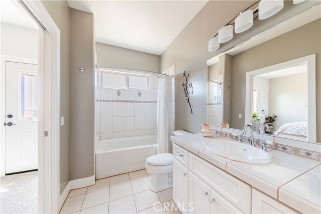 35155 Sawh Court, Sage CA: https://media.crmls.org/medias/ba91103c-f410-4978-96aa-61d58282744d.jpg
