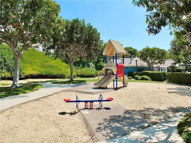 35 Bawley Street, Laguna Niguel CA: https://media.crmls.org/medias/ba925ef5-a7b6-49e1-a608-1acacf304957.jpg