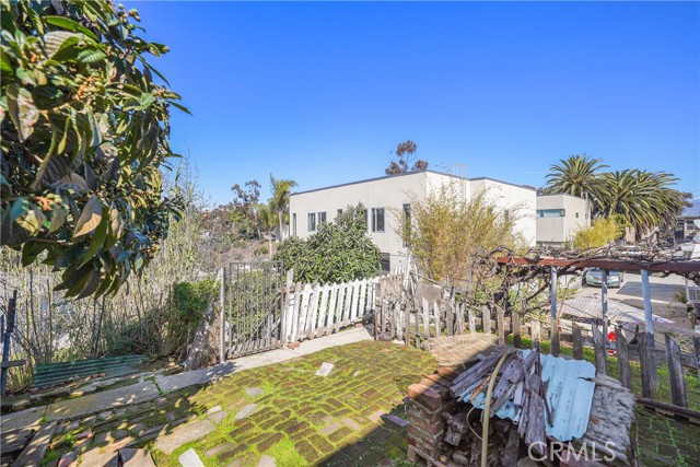 Detail Gallery Image 32 of 40 For 2149 Fargo St, Los Angeles,  CA 90039 - 2 Beds | 1 Baths