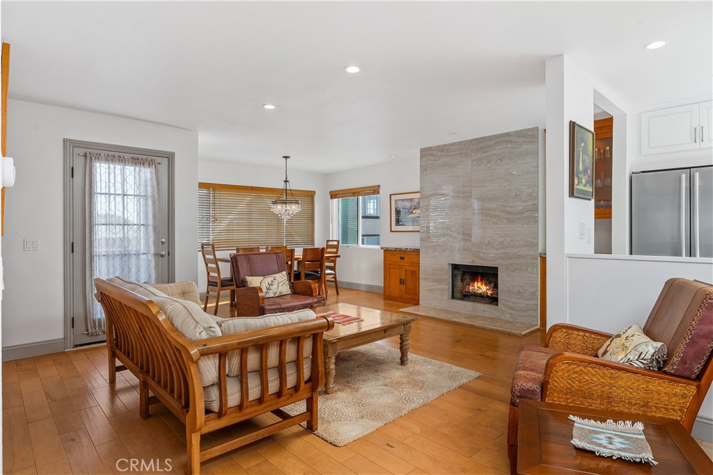 MLS #OC25250843 image #12