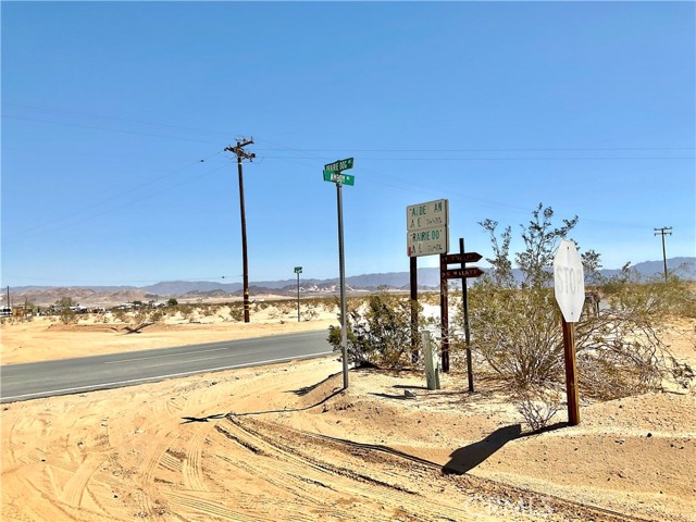 Detail Gallery Image 49 of 53 For 76421 Amboy Rd, Twentynine Palms,  CA 92277 - 1 Beds | 1/1 Baths