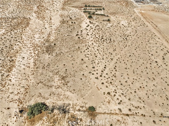 Detail Gallery Image 6 of 13 For 1 Bedford Dr, Newberry Springs,  CA 92365 - – Beds | – Baths