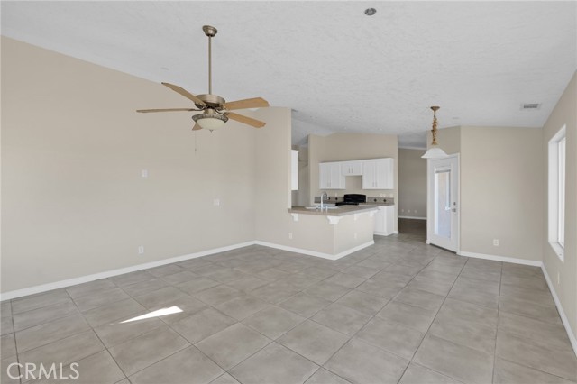 Detail Gallery Image 15 of 51 For 12865 Barbet Rd, Phelan,  CA 92371 - 3 Beds | 2/1 Baths