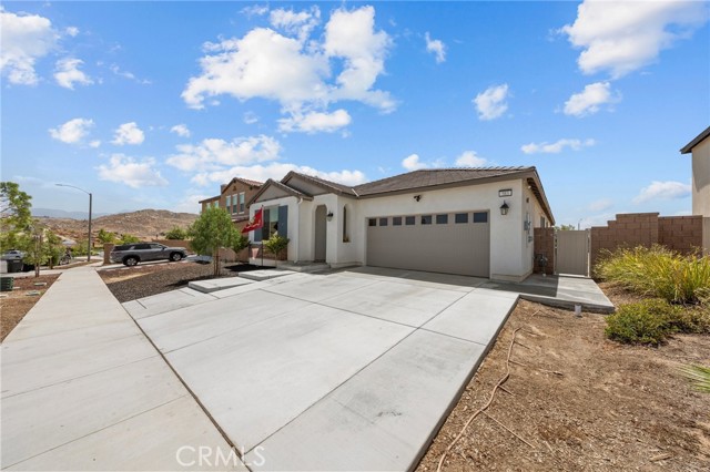 Detail Gallery Image 2 of 35 For 583 Feeder St, Hemet,  CA 92543 - 3 Beds | 2 Baths