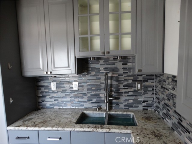 Detail Gallery Image 4 of 29 For 1217 E 100th St, Los Angeles,  CA 90002 - – Beds | – Baths
