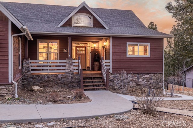 Detail Gallery Image 5 of 40 For 1629 Angels Camp, Big Bear Lake,  CA 92315 - 4 Beds | 3 Baths