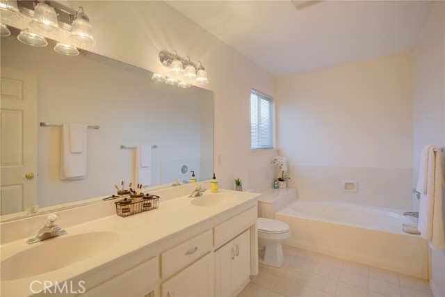 Detail Gallery Image 13 of 60 For 842 Saint Andrews, Paso Robles,  CA 93446 - 3 Beds | 2 Baths