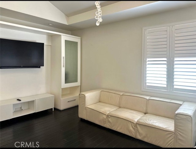 Detail Gallery Image 24 of 73 For 646 S Courson Dr, Anaheim,  CA 92804 - 6 Beds | 5 Baths