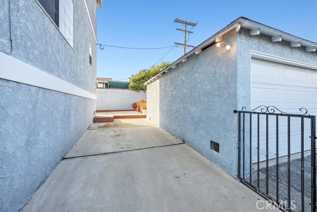 347 Avenue F, Redondo Beach, California 90277, 3 Bedrooms Bedrooms, ,1 BathroomBathrooms,Residential,Sold,Avenue F,SB23062855