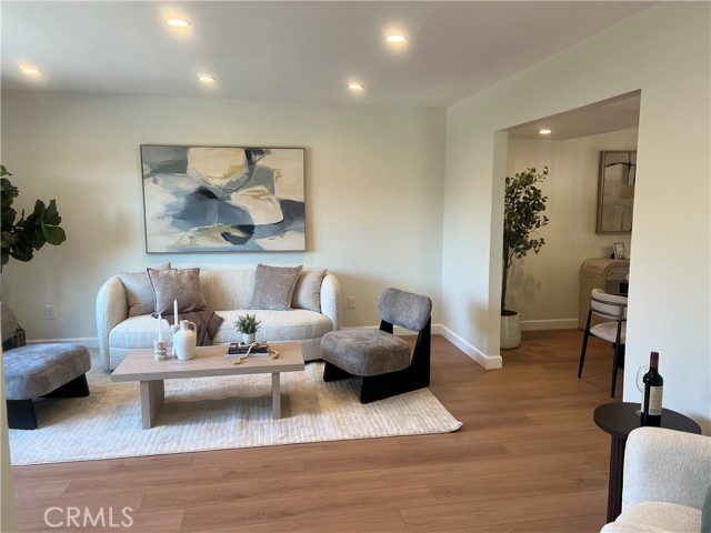 Detail Gallery Image 7 of 37 For 3745 Roberta St., Los Angeles,  CA 90031 - 3 Beds | 2 Baths