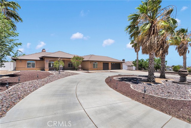 14572 Sultana Street, Hesperia CA: https://media.crmls.org/medias/ba98eb66-5f3c-49cf-9812-f31d916de117.jpg