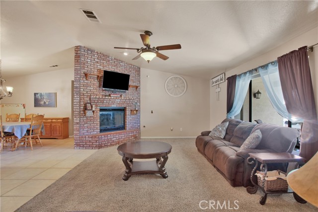 Detail Gallery Image 11 of 57 For 20782 Eyota Rd, Apple Valley,  CA 92308 - 4 Beds | 2 Baths