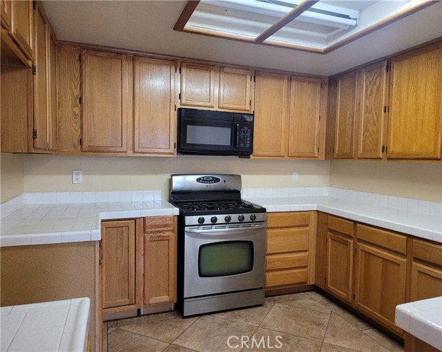6682 Austin Court, Rancho Cucamonga CA: https://media.crmls.org/medias/ba993b8f-f36a-4683-bdd6-b1bfa0833474.jpg