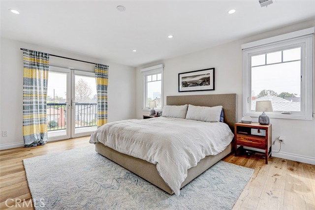 Detail Gallery Image 23 of 52 For 825 Center, El Segundo,  CA 90245 - 4 Beds | 3 Baths