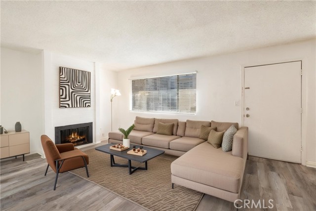 Detail Gallery Image 2 of 26 For 8505 Columbus Ave #217,  North Hills,  CA 91343 - 2 Beds | 2 Baths