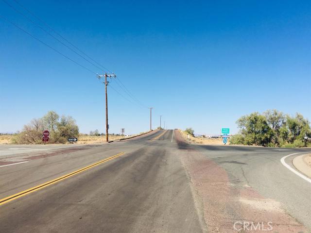 Detail Gallery Image 10 of 17 For 528181 10 National Trails Hwy, Newberry Springs,  CA 92365 - – Beds | – Baths