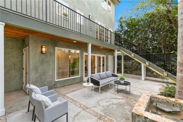 1156 S Carmelina Avenue, Los Angeles CA: https://media.crmls.org/medias/ba9b693d-6886-465b-8bee-19db9a7786bf.jpg